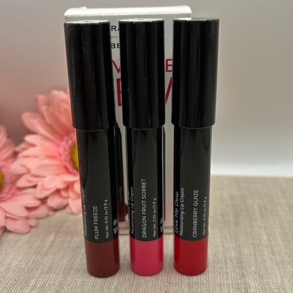 Laura Geller Love Me Dew Lip Trio ~ Moisturizing Lip Crayons - Picture 3 of 4
